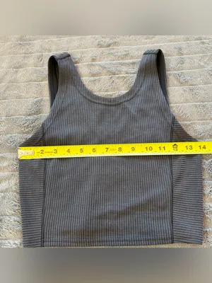 Lululemon top thumbnail 5