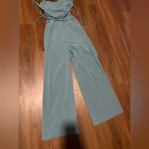 Halara Breezeful Lace Up Pocket Quick Dry Casual Jumpsuit nwot active spring $70 thumbnail 9