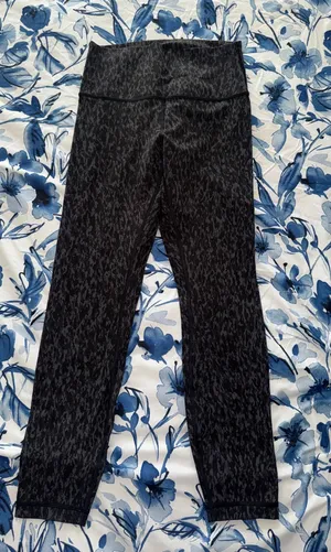 Lululemon Wunder Under Nulux High-Rise Tights 25” thumbnail 1