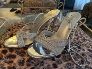 Stunning silver heels size 7.5 🩷 thumbnail 1