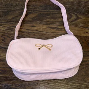 Pink Purse with gold bow detail thumbnail 3