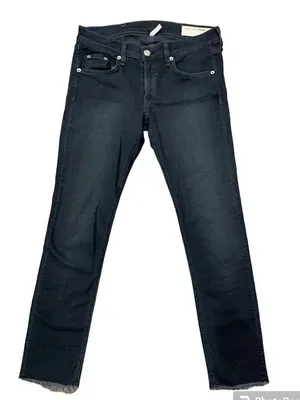 Rag & Bone Capri denim jeans. Size: 27. Raw edge at the bottom. thumbnail 1