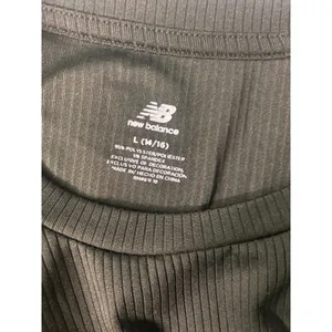 New Balance‎ Women's Black Ribbed Cutout Back Athletic T Shirt Top Size L thumbnail 3
