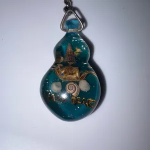 Miami Beach Souvenir Resin Keychain thumbnail 2