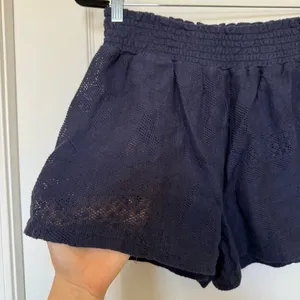 Aerie‎ Lace Beach Shorts Navy Blue Smocked Waistband Sheer Beach Bottoms Coverup thumbnail 4