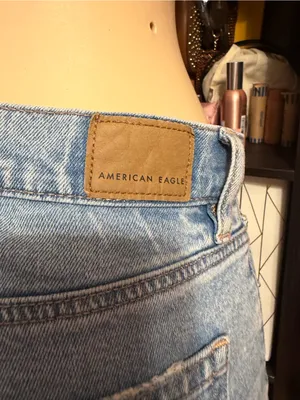 American Eagle Light Wash Women's Straight Jeans thumbnail 4