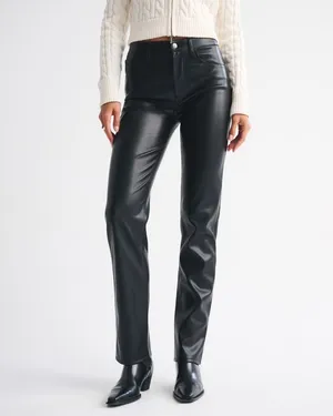 Curve Love Ultra High-Rise 90s Straight Vegan Leather Abercrombie thumbnail 2