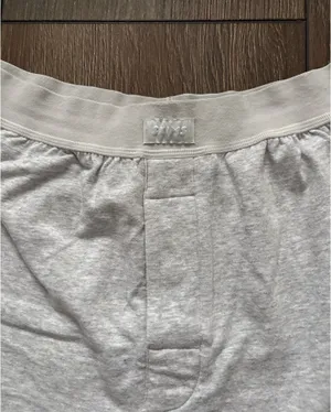 SKIMS Loose Boyfriend Boxer Shorts thumbnail 2