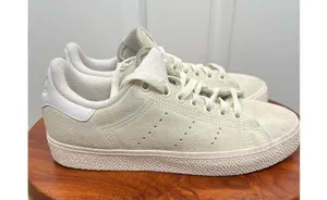Adidas Stan Smith Ivory Off White Suede LaceUp Logo Sneakers Size US 7 thumbnail 4