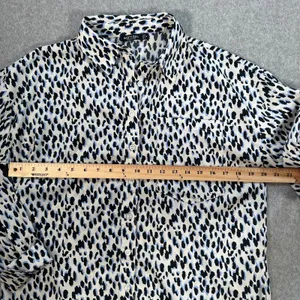 Nasty Gal Animal Print Button Down Shirt Women's Size 4 Collared Long Sleeve thumbnail 6