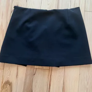 Zara Black Skort! Size Small! thumbnail 6