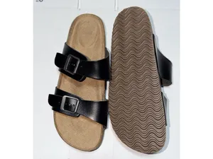 Size 9 Women’s Time and Tru slide sandals Two Band Footbed Slide Sandal black thumbnail 3