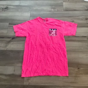 Comfort Colors University of Alabama Roll Tide Roll pink t-shirt size medium thumbnail 1