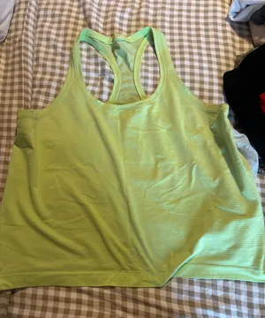Lululemon Tank thumbnail 1