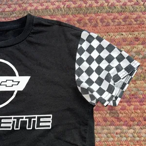 RETRO CORVETTE CHEVY CHECKERED SLEEVE CROP TEE Black thumbnail 3