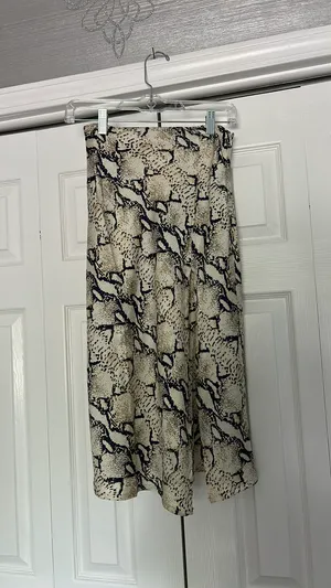 Princess Polly Midi Skirt with Slit thumbnail 2