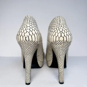 Calvin Klein Karsyn Python Embossed Leather Platform Pumps 7M thumbnail 6