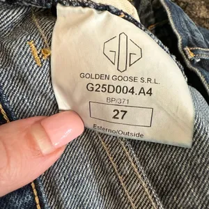 Golden Goose Deluxe Brand Women’s Mid Rise Slim Fit Jeans Size 27 thumbnail 12
