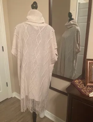 Time And Tru Beige fall cable knit poncho vest thumbnail 2