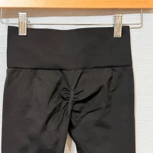 Gymshark Womens Black Seamless Scrunch Butt High Waisted Leggings XS B3C4P thumbnail 5