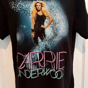 Carrie Underwood Blown Away Tour Concert Band Tee Black Graphic T-Shirt Y2K Sz S thumbnail 1