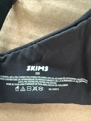 SKIMS Fits Everybody T-Shirt Bra - Onyx 32D thumbnail 7