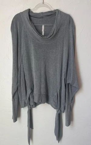 Free People movement Sweet Flow pullover top size L thumbnail 1