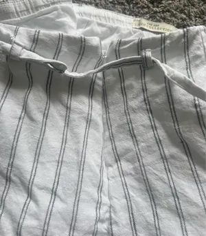 Abercrombie & Fitch White Mini Skort with Thin Gray Pinstripes thumbnail 6