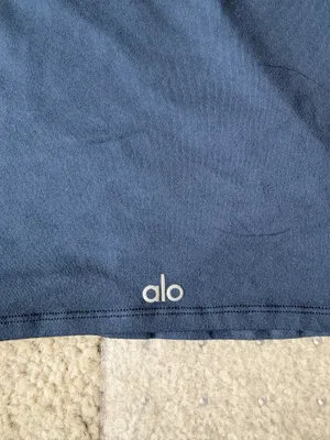 Alosoft Crop Alo Yoga Finesse Short Sleeve thumbnail 4