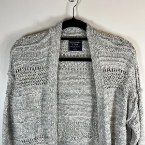 Abercrombie Fitch Women Knit Open Front Cardigan Sweater Light Gray‎ Size S thumbnail 2