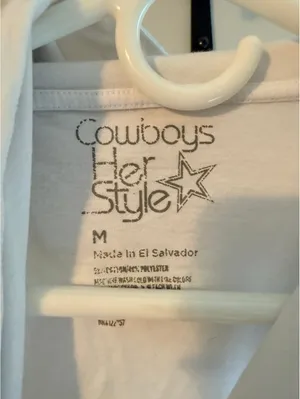 Cowboys crop hoodie sz M thumbnail 3