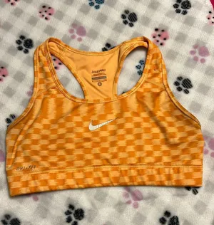 Sports Bra thumbnail 1