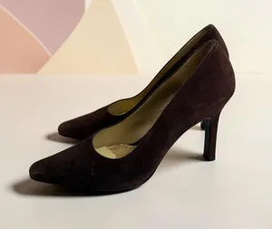 CHARLES JOURDAN Vintage Brown Suede Heels Size 6.5 thumbnail 1