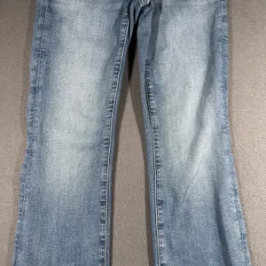 American Eagle Kick Boot Jeans Womens 000 Short Blue Wash Next Level Stretch thumbnail 4