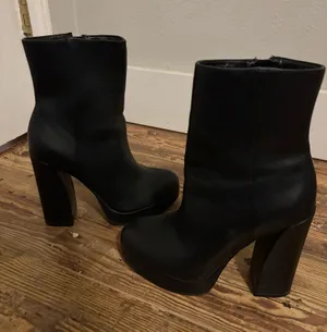 black booties Size 7.5 thumbnail 1