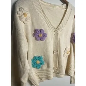 Med Cream‎ Knit Cardigan with 3D Crochet Flower Applique Cottage Boho Feminine thumbnail 2