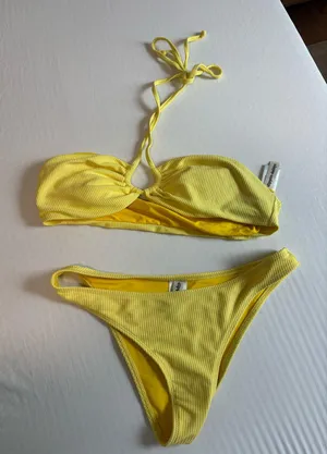 Dippin' Daisy's Bikini Set thumbnail 4