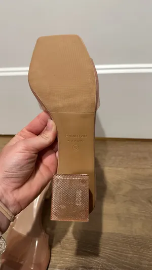 Amazon Heels Nude thumbnail 3