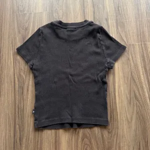 Aritzia TNA Baby Tee thumbnail 4