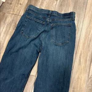 Abercrombie High Rise 90s Relaxed Jean thumbnail 9