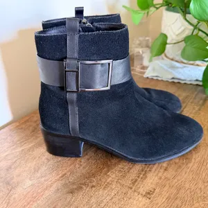 July Lover Size 220 US 5 Ankle Boots Black Suede Buckle Moto Block Heel Biker thumbnail 7