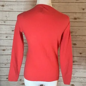 C by Bloomingdale’s classic casual cashmere V-neck sweater Size Small thumbnail 4