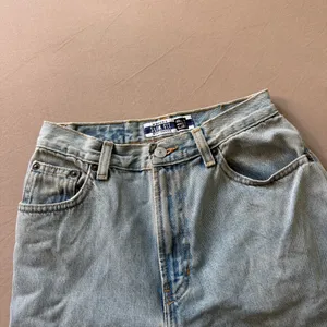 Vintage 90s Gap Slim Fit Jeans thumbnail 3