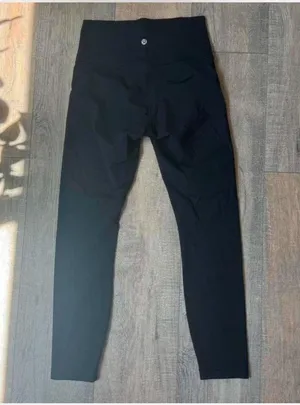 Lululemon Black Wunder Under Leggings thumbnail 5