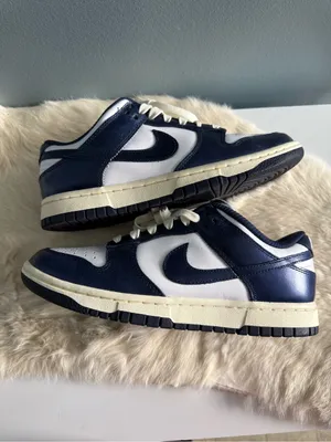 Nike Women’s Dunk Low Premium Vintage Navy White Sneakers thumbnail 8