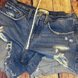 Abercrombie & Fitch Curve Love Jean Shorts Size 2/26 Boyfriend Short thumbnail 5