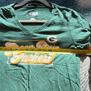Green Bay Packers Women's Green and Yellow Graphic Top T Shirt SZ S/M Streetwear thumbnail 12