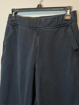 Lululemon Relaxed High Rise‎ Black Joggers Sweatpants Women’s 4 thumbnail 3