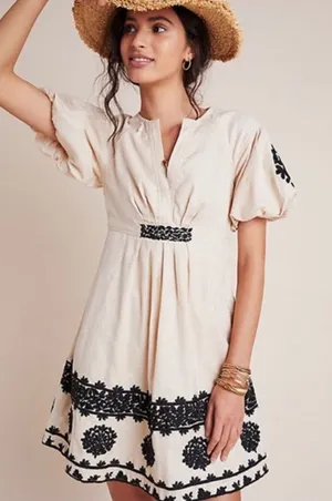 ANTHROPOLOGIE Orla Embroidered Mini Dress size 2‎ thumbnail 1