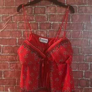 NWT No Boundaries Super cute! Red bandanna handkerchief pattern tank. Large thumbnail 3